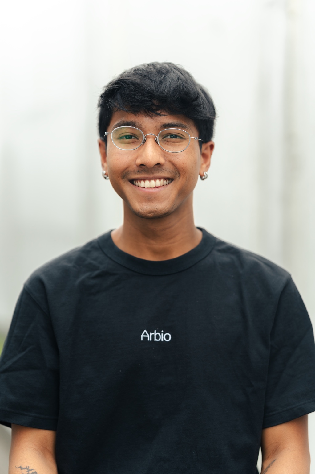 Portr&auml;t von Basri, Teammitglied bei arbio
